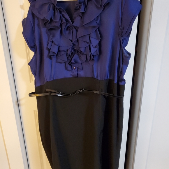 Workplace dress - Picture 1 of 2